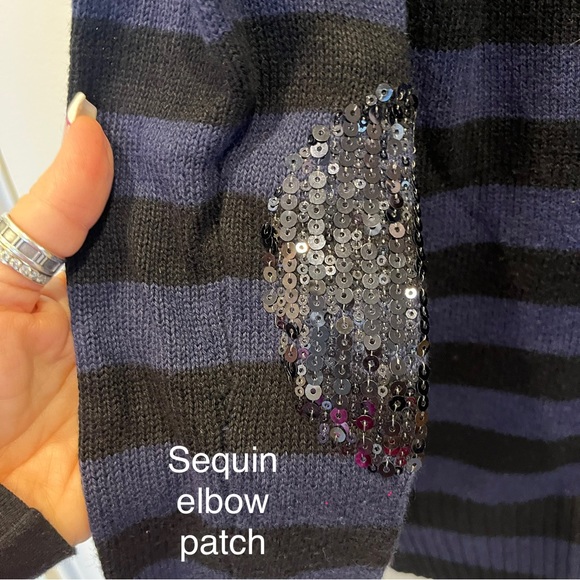 Women’s SZ S EXPRESS Royal blue and Black Striped V-Neck Sequin Elbow Cardigan - Picture 3 of 14